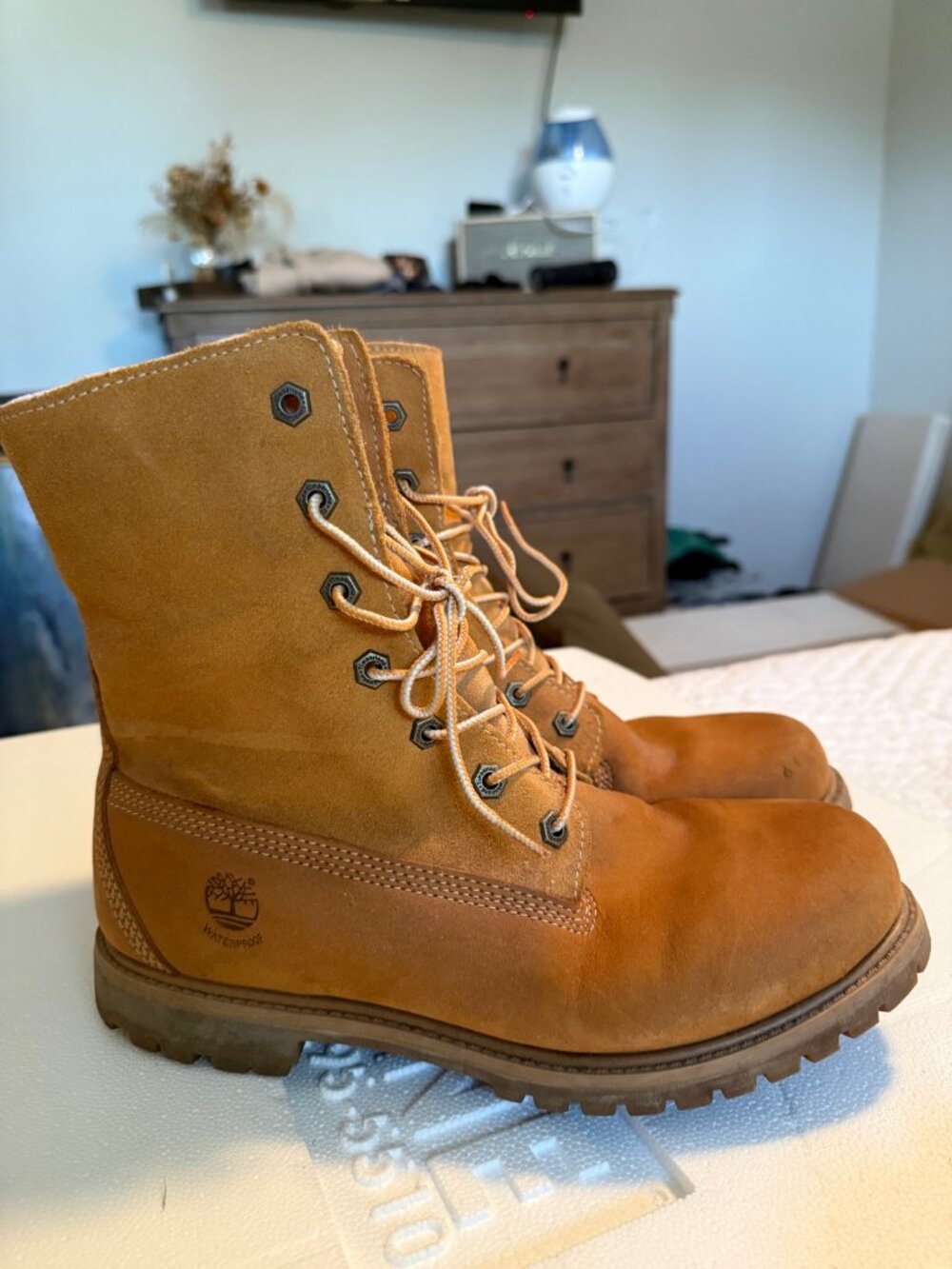 Timberland Women's Kinsley 6-Inch Waterproof Boots - Wheat Nubuck - Size 9.5